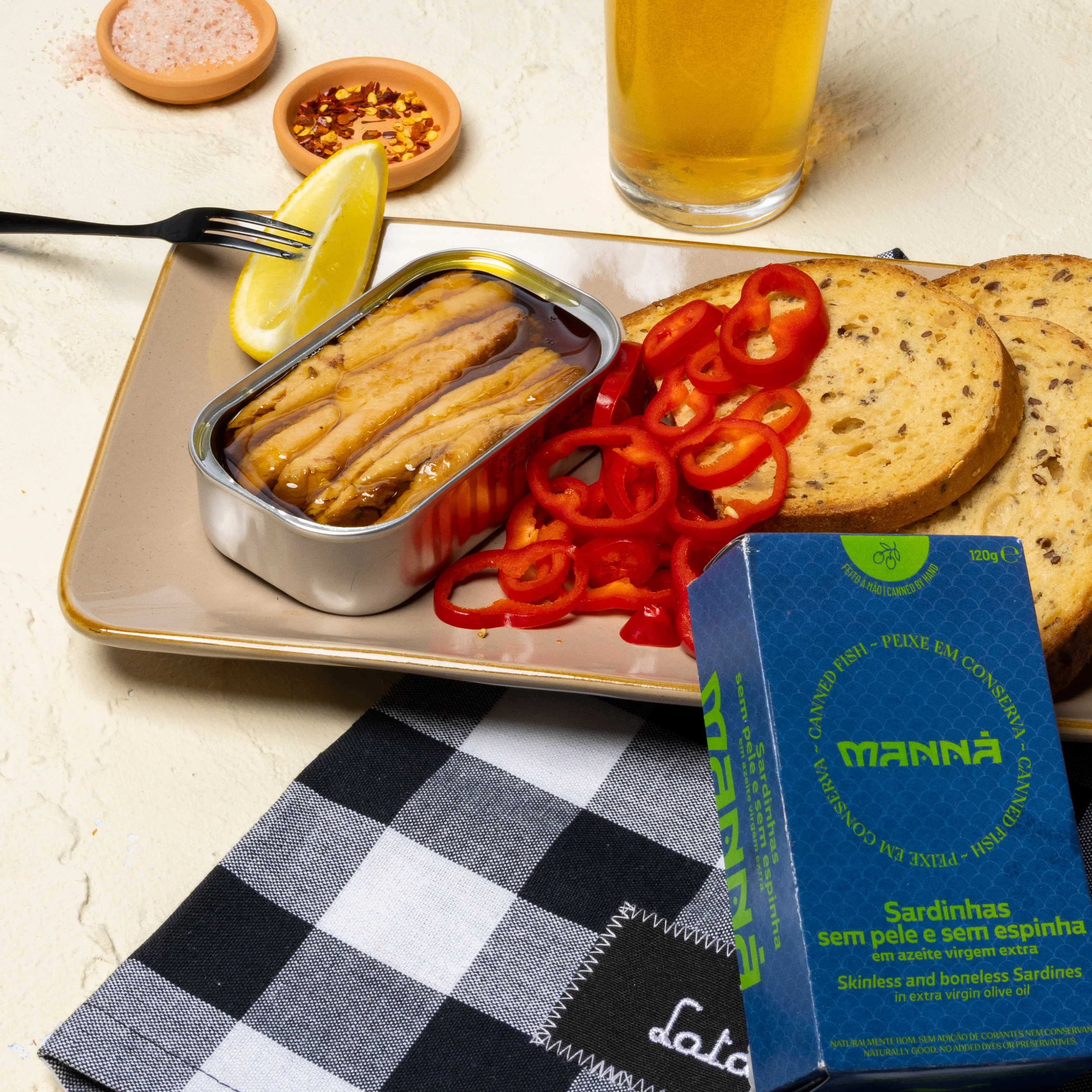 Manná Skinless and Boneless Sardines in EVOO - Image 2