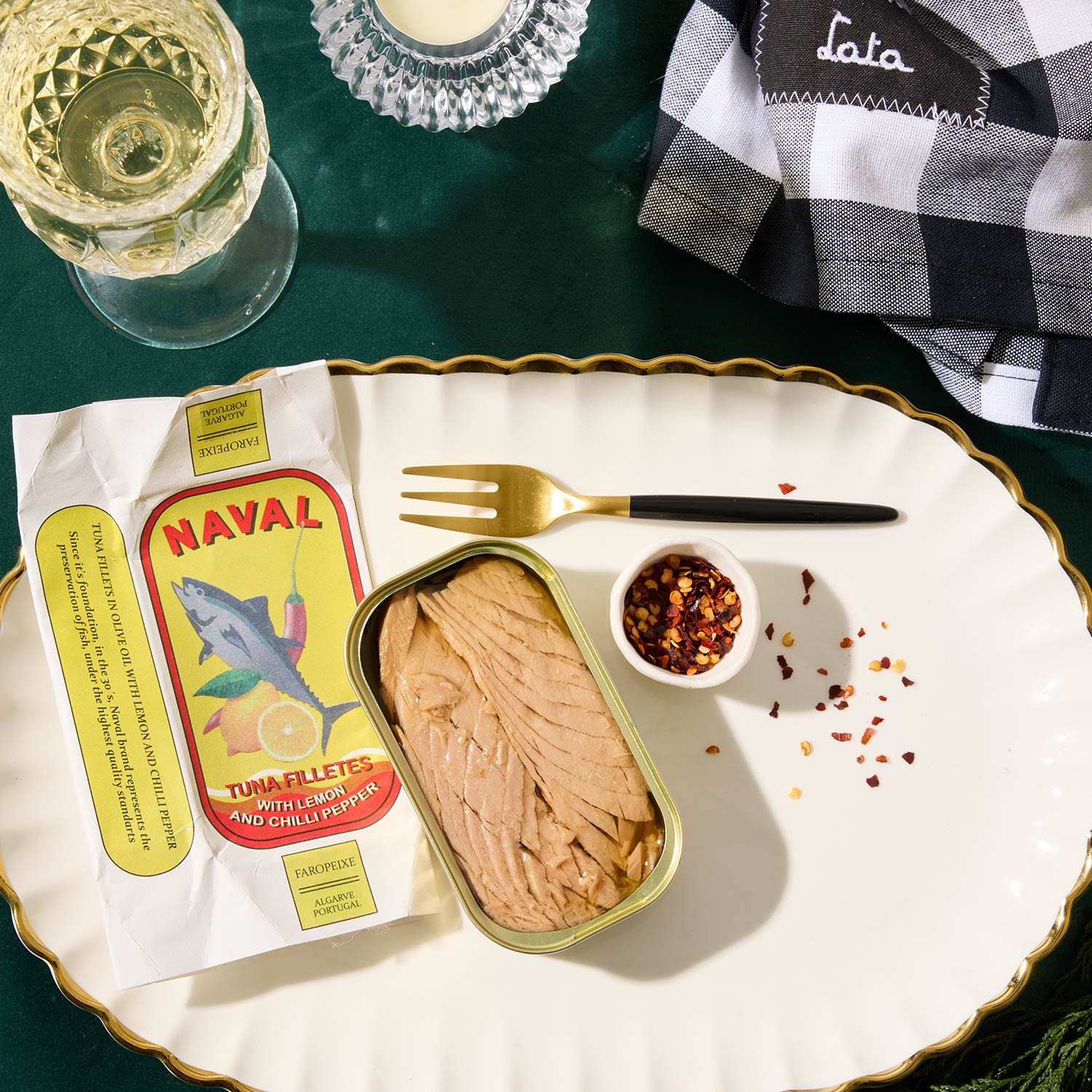 Naval Tuna Fillets with Lemon and Chili Pepper - Image 2